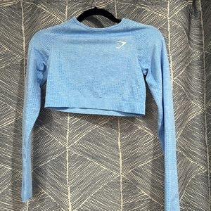 Gym shark long sleeve crop
